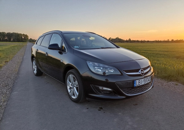 Opel Astra cena 33000 przebieg: 131000, rok produkcji 2015 z Bukowno małe 154